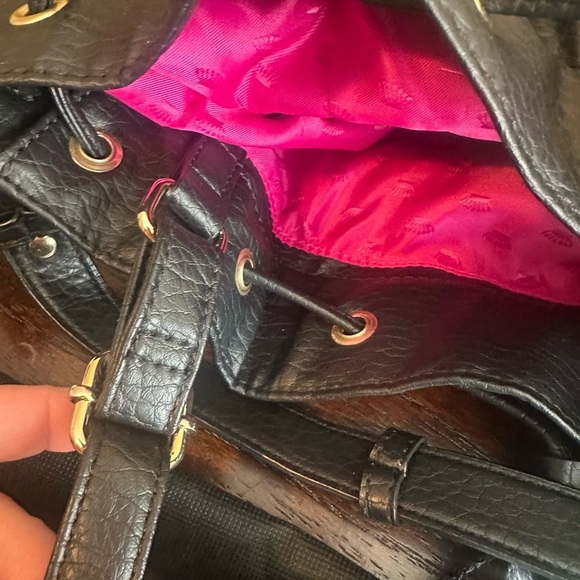 Juicy Couture Black Bucket Bag - Picture 6 of 9